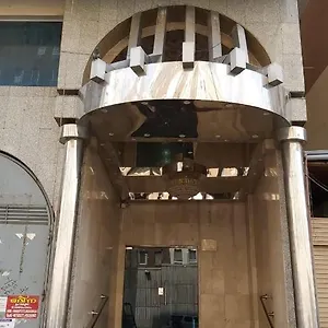 https://malak-ajyad.mecca-hotels.info